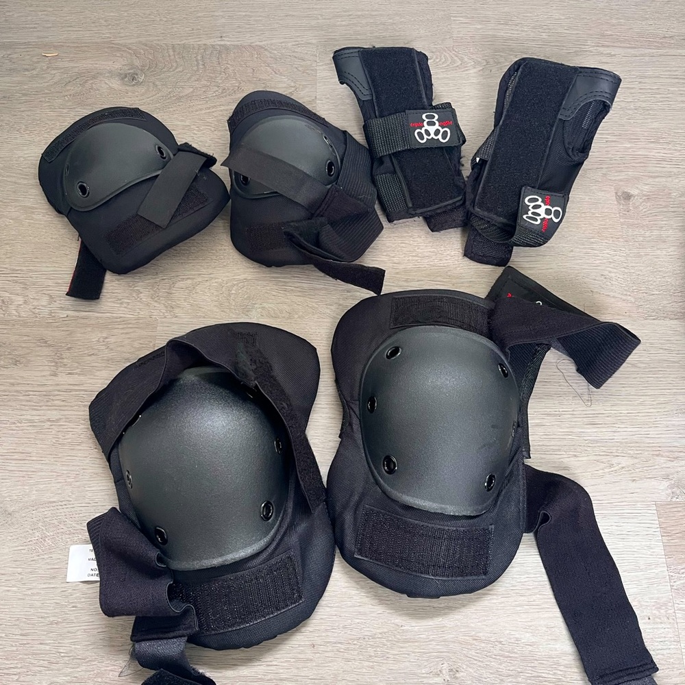 Triple Eight Pads Set